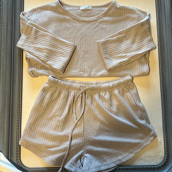 Amazon Other - blush pajama set. size small. amazon.